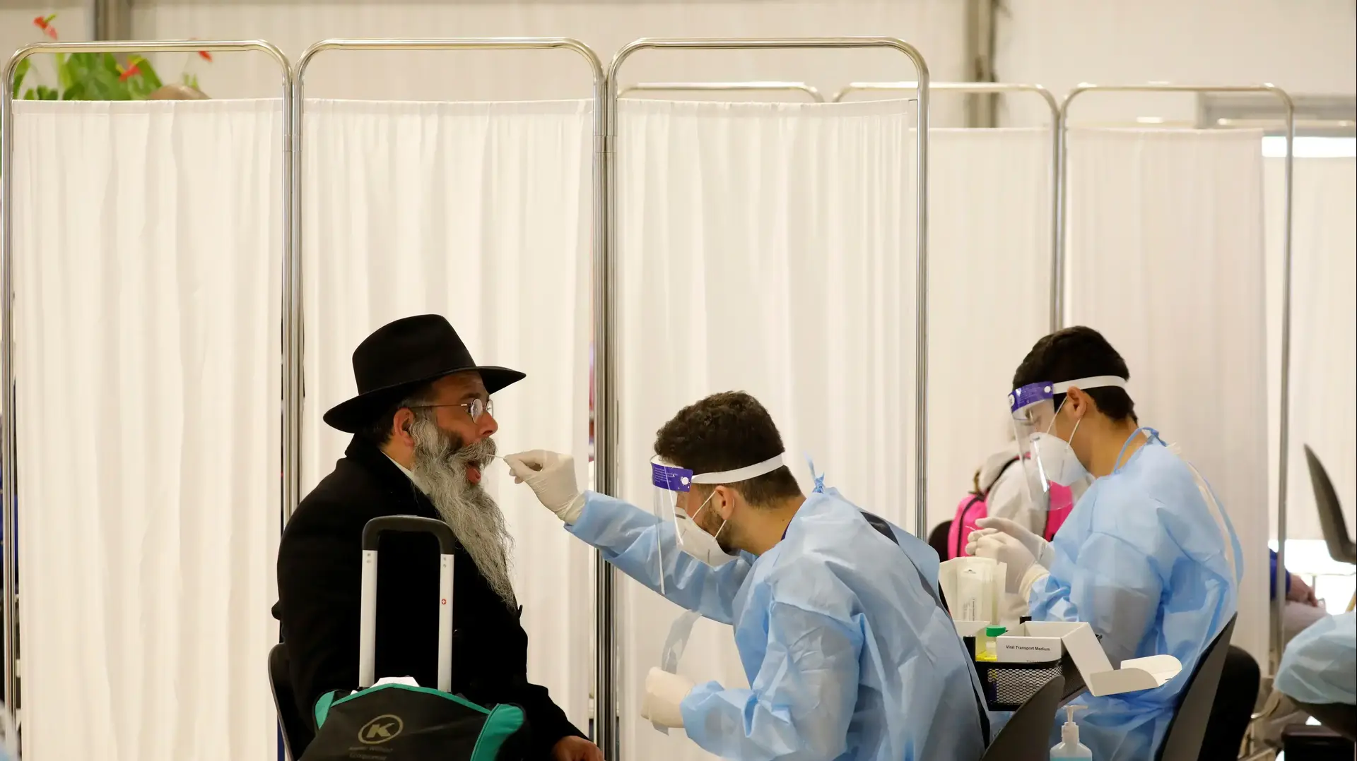 מתחם בדיקות קורונה בנתב"ג, 8 במרץ 2021 מתחם בדיקות קורונה בנתב"ג, 8 במרץ 2021