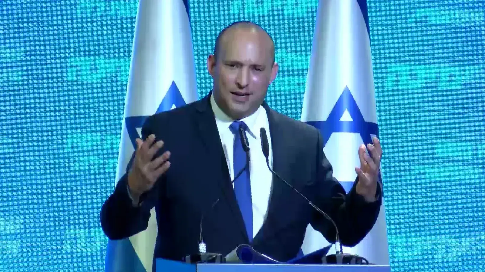 יו"ר ימינה, נפתלי בנט במהלך הצהרתו לאחר תוצאות המדגם במטה המפלגה בפתח תקווה 24 במרץ 2021 יו"ר ימינה, נפתלי בנט במהלך הצהרתו לאחר תוצאות המדגם במטה המפלגה בפתח תקווה 24 במרץ 2021