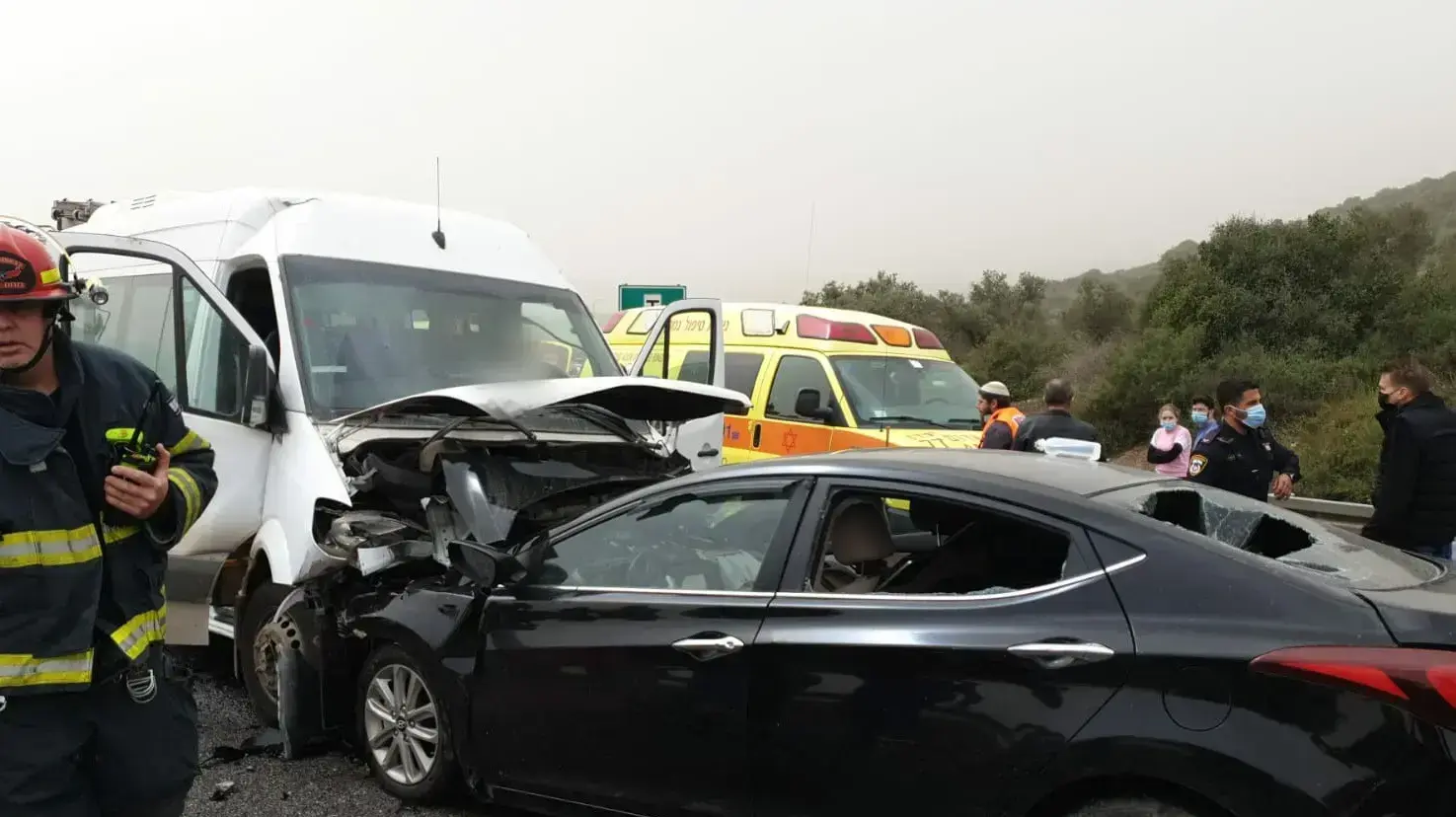 זירת התאונה בצומת חנניה הסמוך לכרמיאל. 24 במרץ 2021 זירת התאונה בצומת חנניה הסמוך לכרמיאל. 24 במרץ 2021
