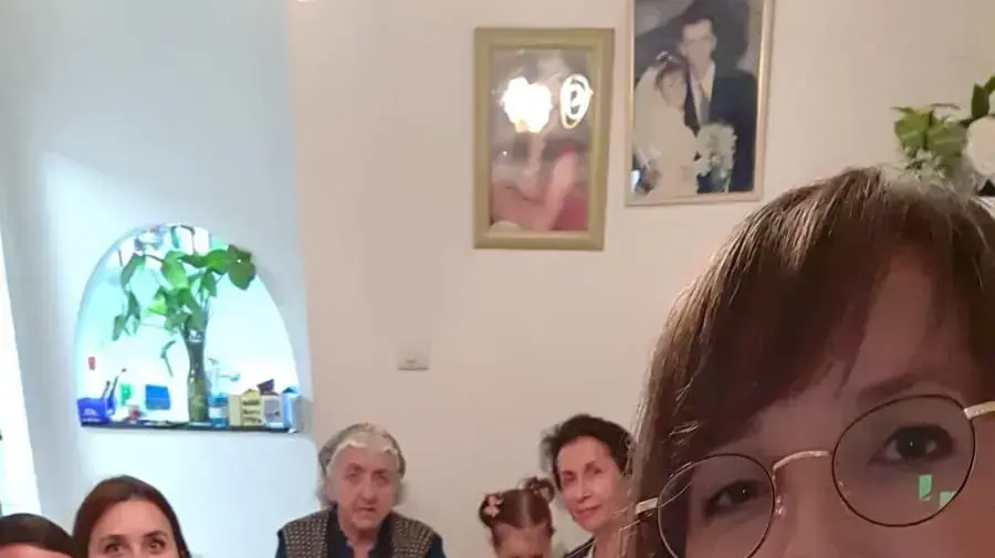 מירי צור מעצבת פנים ומשפחתה חוגגים את פסח. 27 במרץ 2021 מירי צור מעצבת פנים ומשפחתה חוגגים את פסח. 27 במרץ 2021