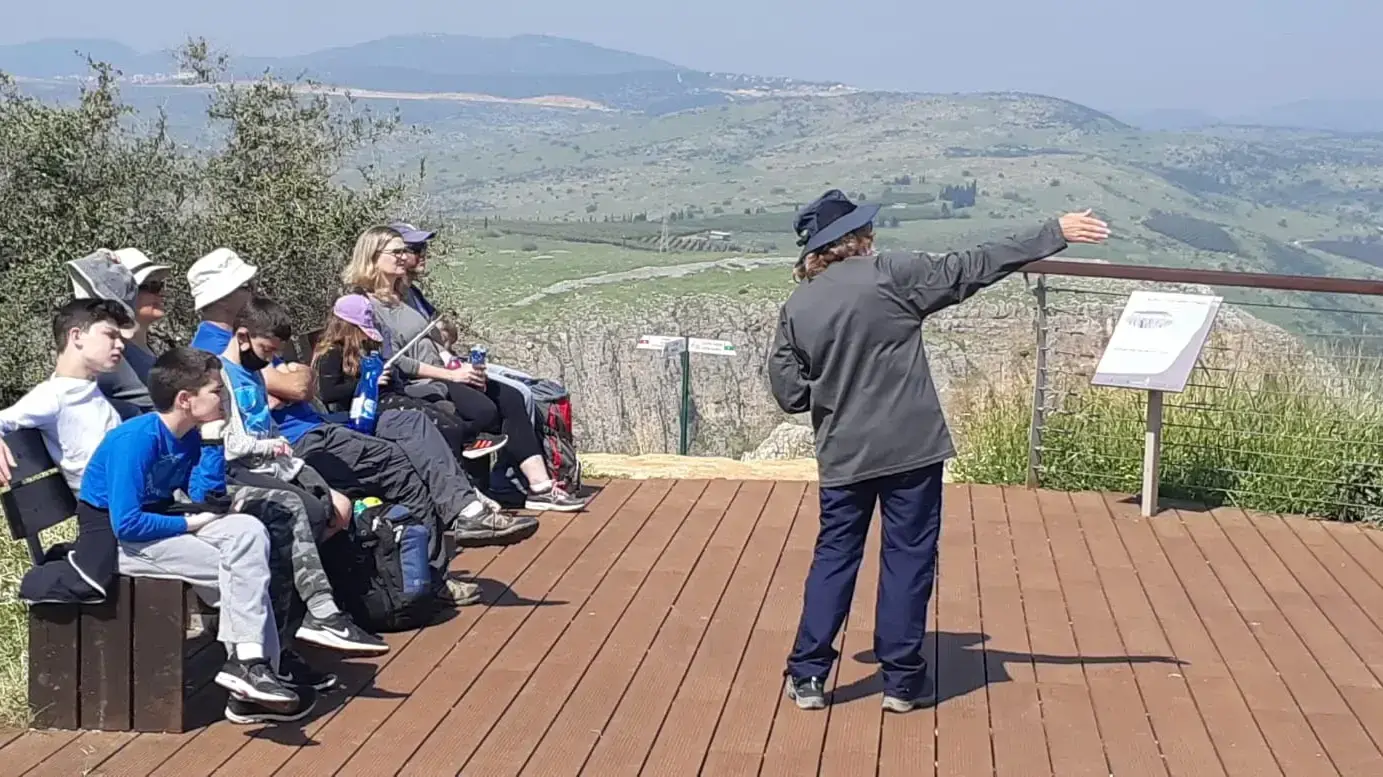 הדרכה של מורי דרך מוסמכים בשיתוף משרד התיירות בגן הלאומי ארבל
הדרכה של מורי דרך מוסמכים בשיתוף משרד התיירות בגן הלאומי ארבל
