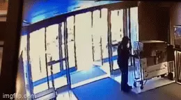 תקיפת אישה אסיאתית סמוך לאחת הכנסיות בניו יורק 30 במרץ 2021