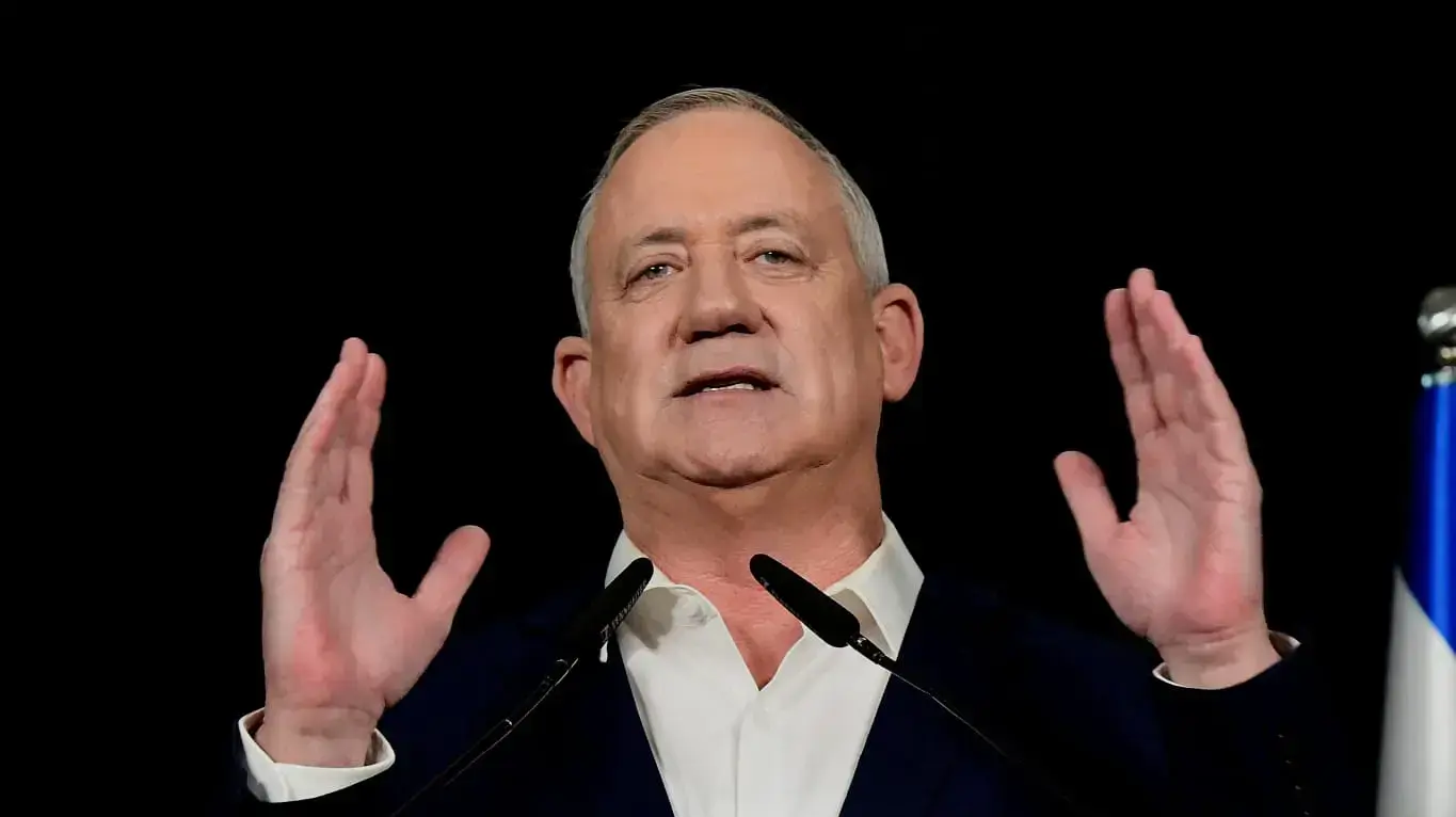 יו"ר כחול לבן, במהלך הצהרה לתקשורת בכפר המכבייה, ר"ג 31 במרץ 2021 יו"ר כחול לבן, במהלך הצהרה לתקשורת בכפר המכבייה, ר"ג 31 במרץ 2021
