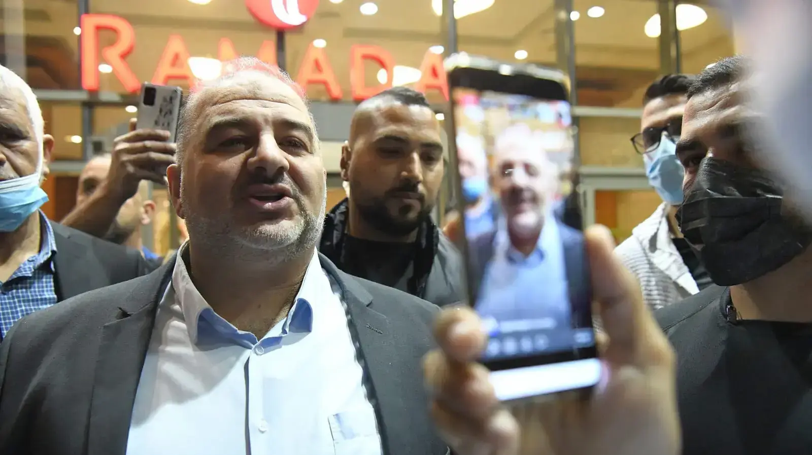 נאומו של יו"ר רע"ם ח"כ מנסור עבאס מלון רמדה אוליביה, נצרת 1 באפריל 2021 נאומו של יו"ר רע"ם ח"כ מנסור עבאס מלון רמדה אוליביה, נצרת 1 באפריל 2021