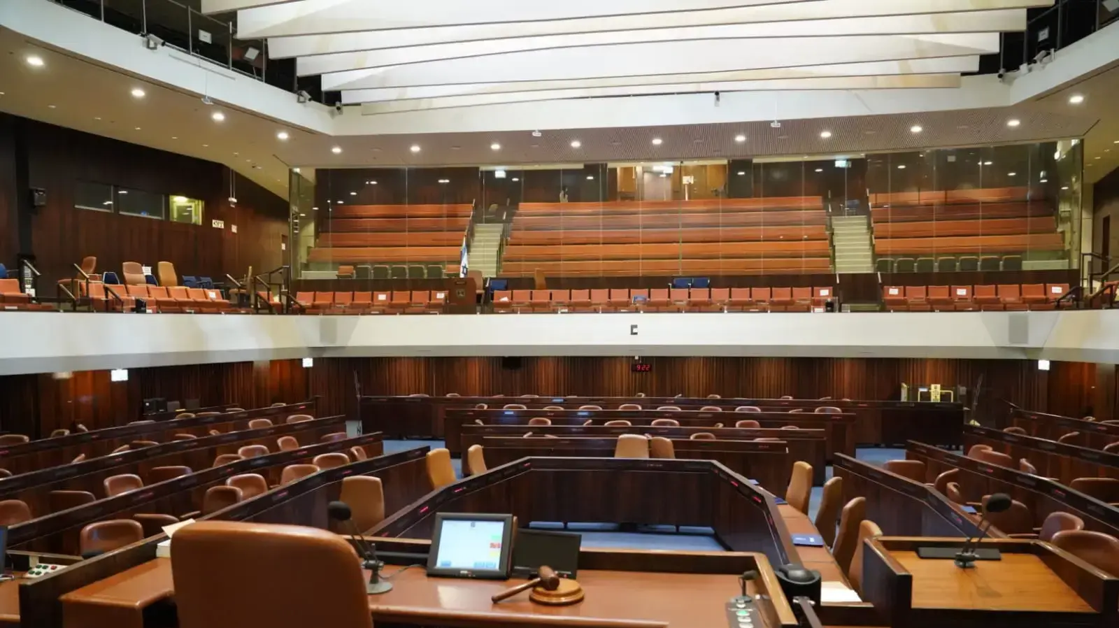 מליאת הכנסת - לקראת השבעת הכנסת ה-24 
4.4.21
