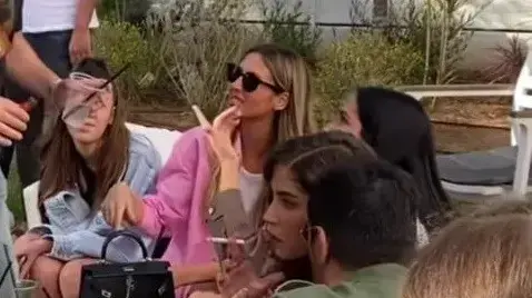 דניאל גרינברג מעשת בהריון דניאל גרינברג מעשת בהריון