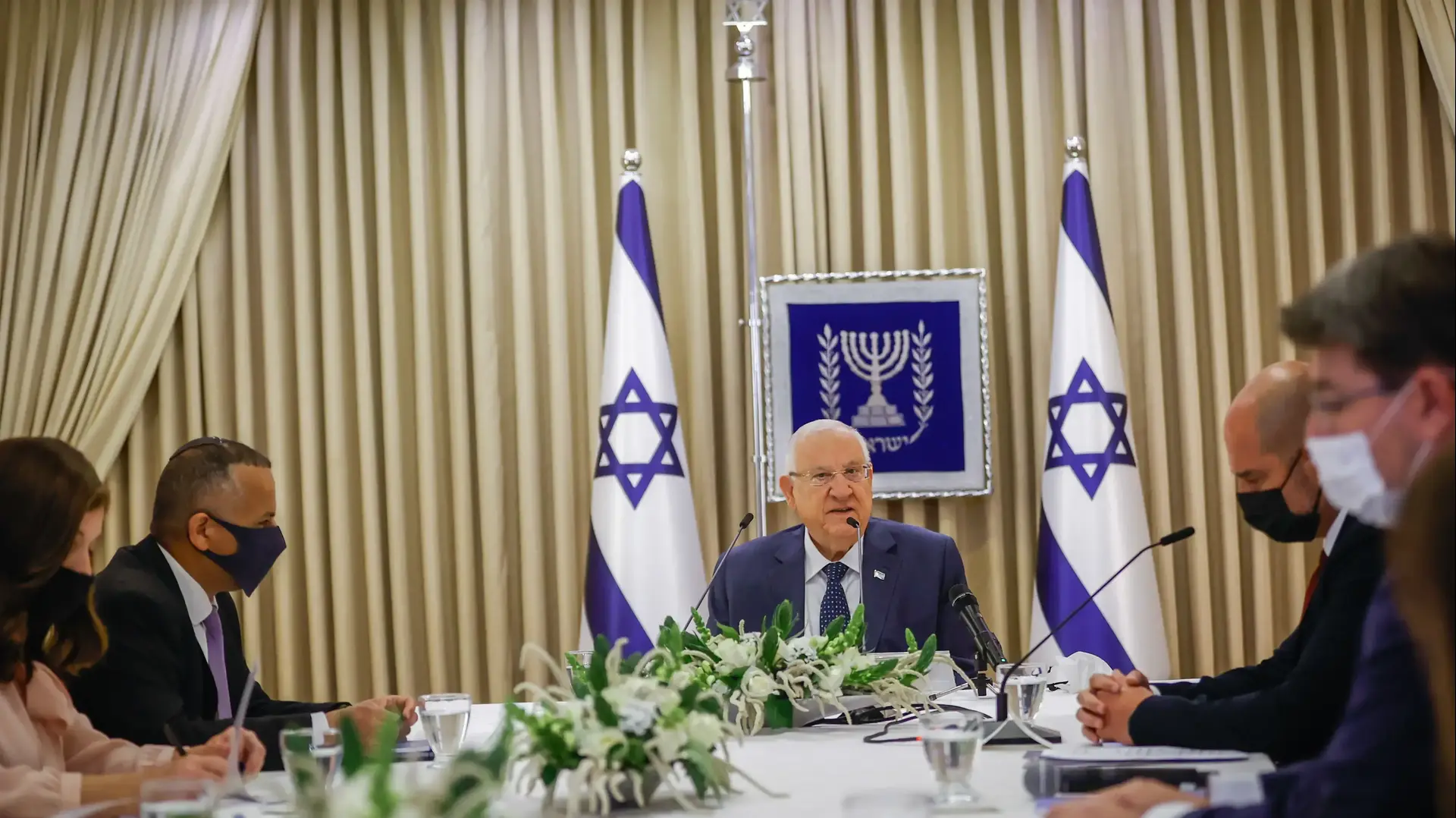 נציגי הליכוד במהלך המלצות בבית הנשיא ירושלים 5 באפריל 2021 נציגי הליכוד במהלך המלצות בבית הנשיא ירושלים 5 באפריל 2021