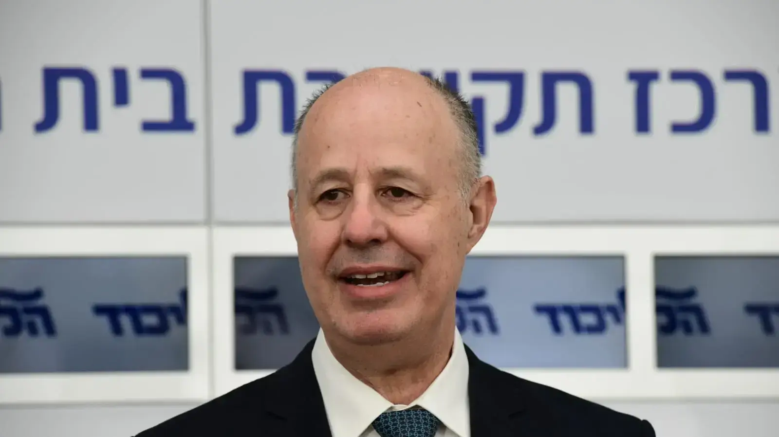 צחי הנגבי בעת הגשת ההמלצות לנשיא ריבלין, 5 באפריל 2021