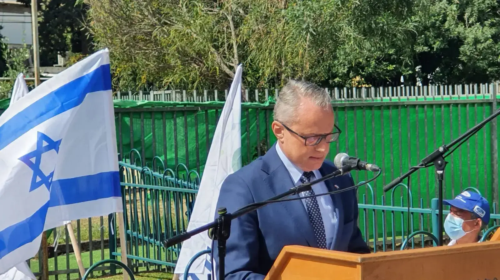 שגריר פולין בישראל מארק מאגיירובסקי בטקס יום הזיכרון לשואה, קריית מוצקין, 8 באפריל 2021 שגריר פולין בישראל מארק מאגיירובסקי בטקס יום הזיכרון לשואה, קריית מוצקין, 8 באפריל 2021