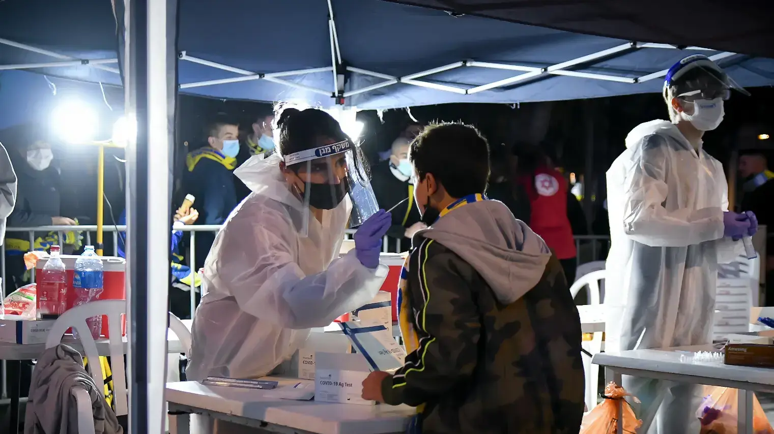 בדיקות קורונה במשחק של מכבי תל אביב בדיקות קורונה במשחק של מכבי תל אביב