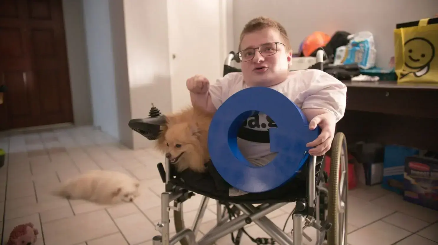 Q: לתוך הסערה Q: לתוך הסערה