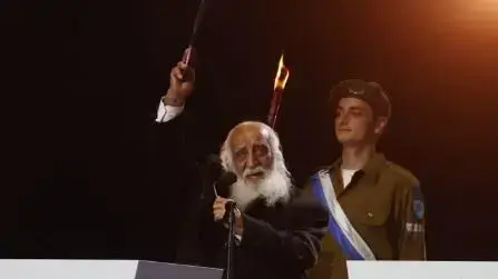 מורי גיאת בטקס הדלקת המשואות, יום העצמאות ה-73, הר הרצל