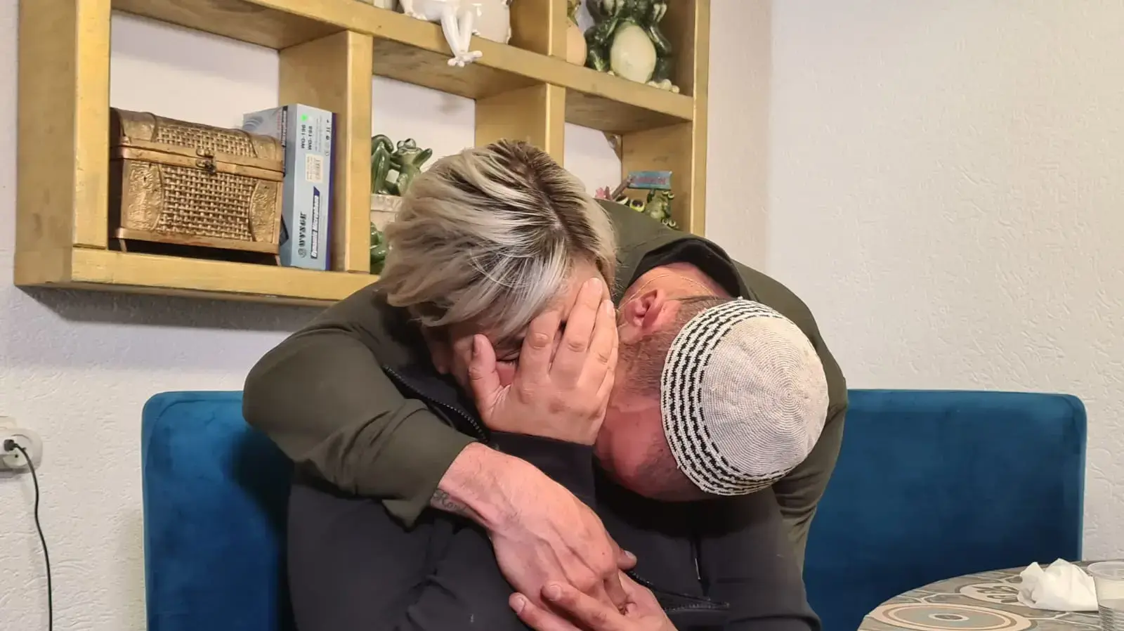 אמהשל אושר דרעי שמתה בעקבות אלרגיה לחלב במהלך קינוח שאכלה במסעדה אמהשל אושר דרעי שמתה בעקבות אלרגיה לחלב במהלך קינוח שאכלה במסעדה