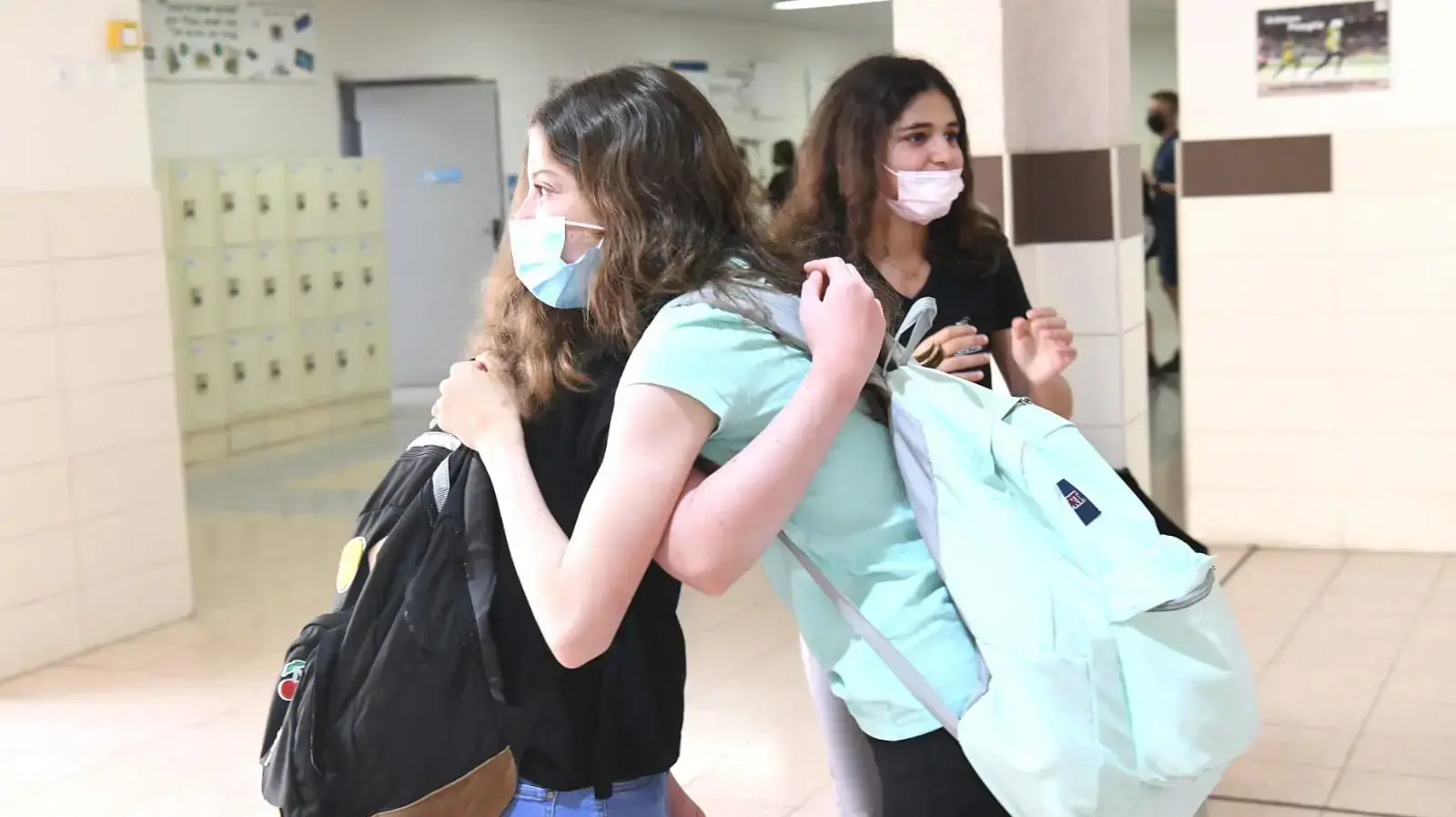 חזרה ללימודים ללא מתווה הקפסולות, בי"ס "אחד העם", פתח תקווה, 18 באפריל 2021 חזרה ללימודים ללא מתווה הקפסולות, בי"ס "אחד העם", פתח תקווה, 18 באפריל 2021