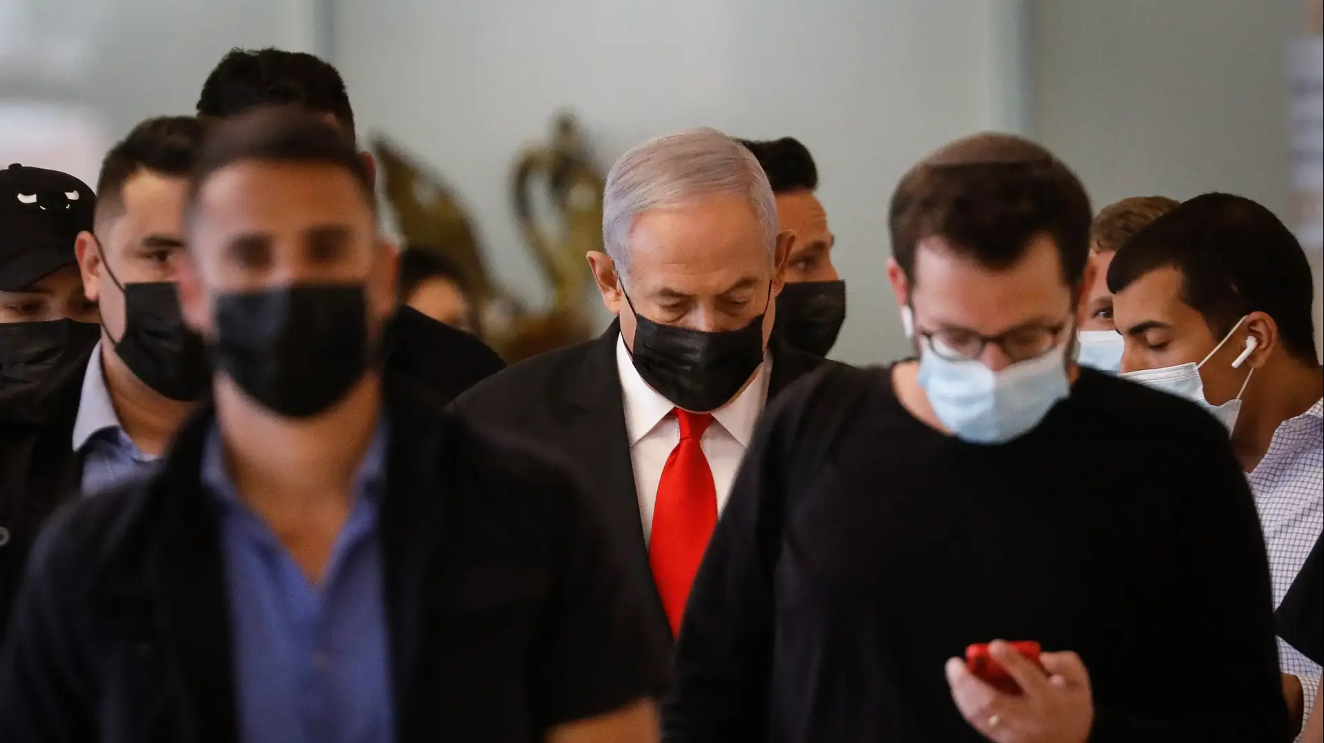 בנימין נתניהו בדרך לישיבת סיעה, 19 באפריל 2021 בנימין נתניהו בדרך לישיבת סיעה, 19 באפריל 2021
