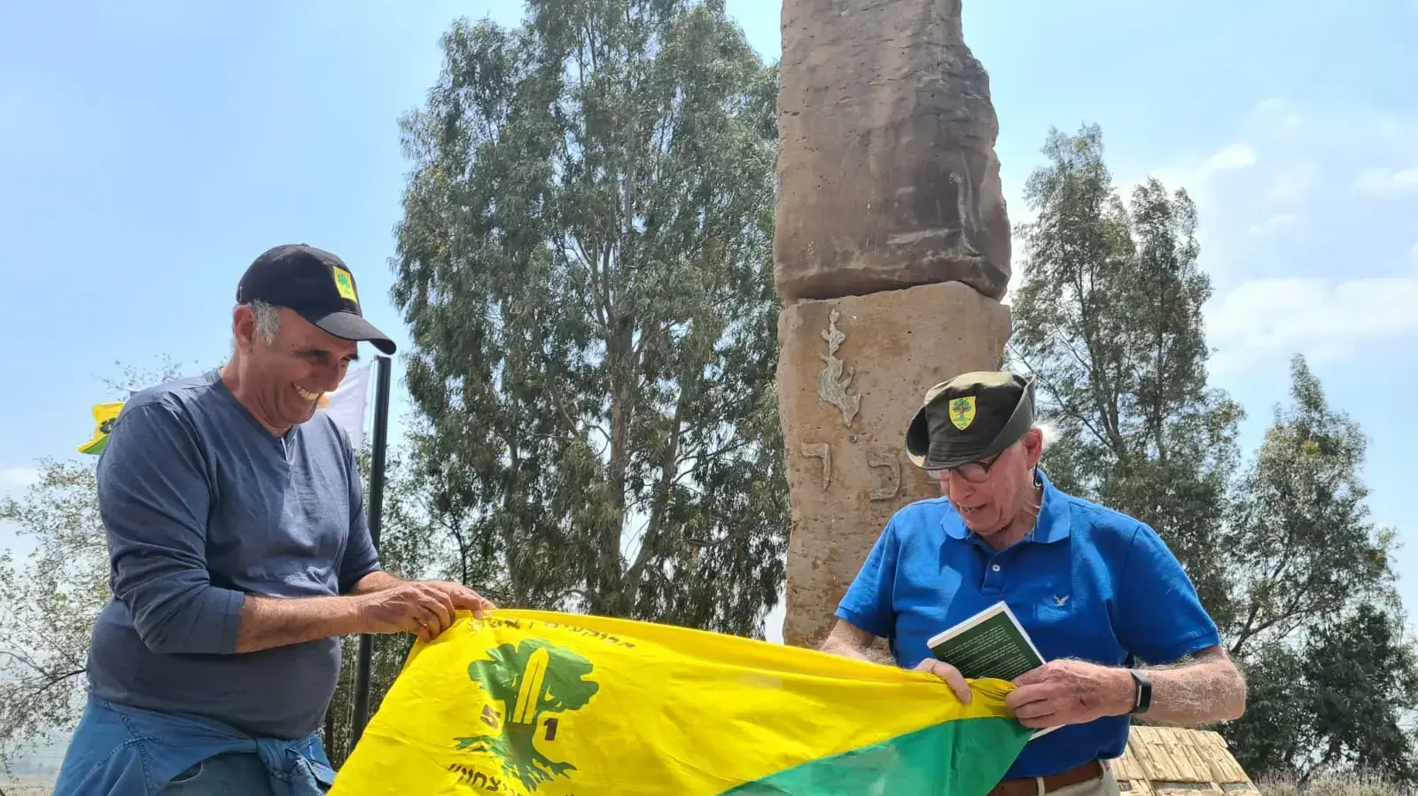 שבעים שנה לקרב בצפון הכנרת שהוליד גבורה עילאית וטיוח מביש | ברשי עם ציון זיו שהיה חייל שלו ומאוחר יותר היה מגד 51 שבעים שנה לקרב בצפון הכנרת שהוליד גבורה עילאית וטיוח מביש | ברשי עם ציון זיו שהיה חייל שלו ומאוחר יותר היה מגד 51