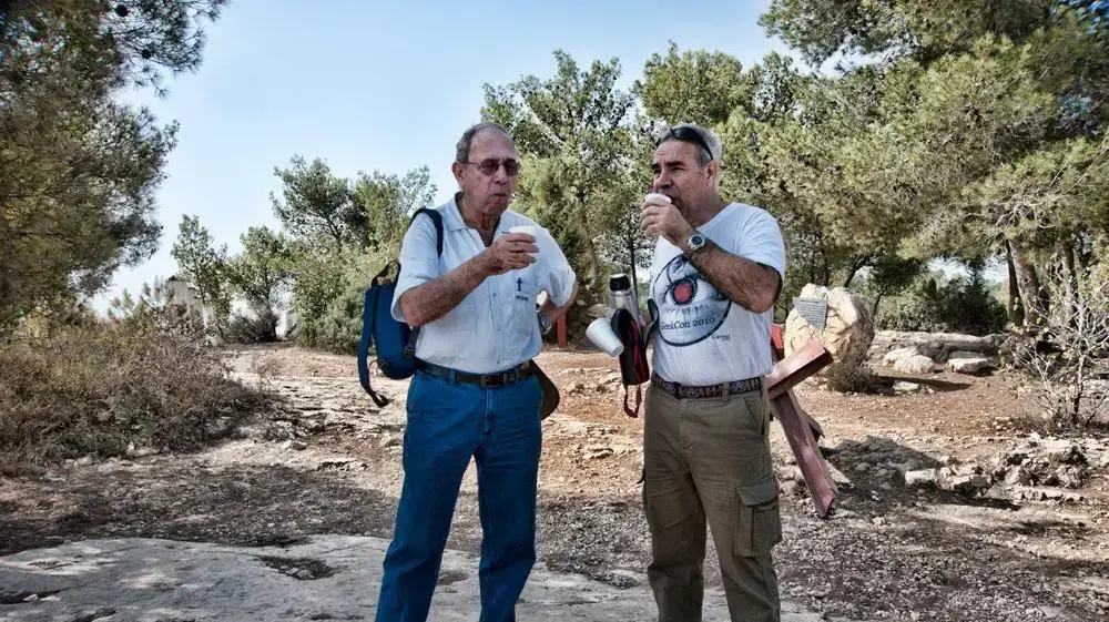 יוסי (יוסק'ה) גלבוע עם בנו, אלון ברנע יוסי (יוסק'ה) גלבוע עם בנו, אלון ברנע