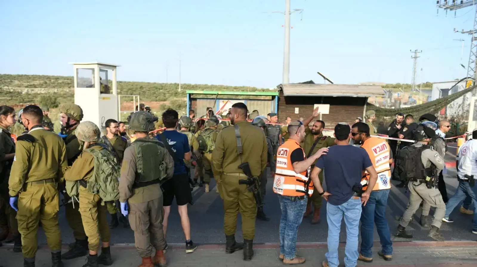 זירת פיגוע ירי בצומת תפוח, 2 במאי 2021 זירת פיגוע ירי בצומת תפוח, 2 במאי 2021