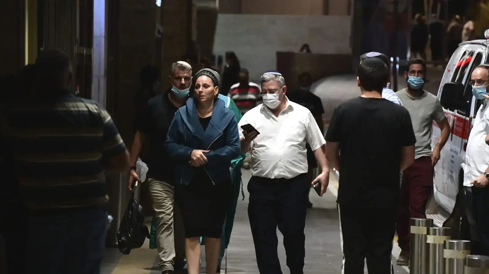 משפחות הנפגעים מהפיגוע בצומת תפוח, 2 במאי, 2021 משפחות הנפגעים מהפיגוע בצומת תפוח, 2 במאי, 2021