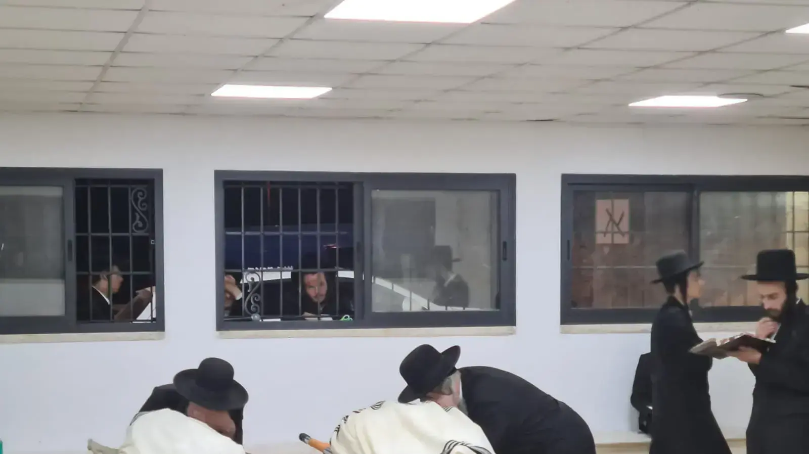 הלוויתם של האחים משה ודוד אלחדד במירון הלוויתם של האחים משה ודוד אלחדד במירון