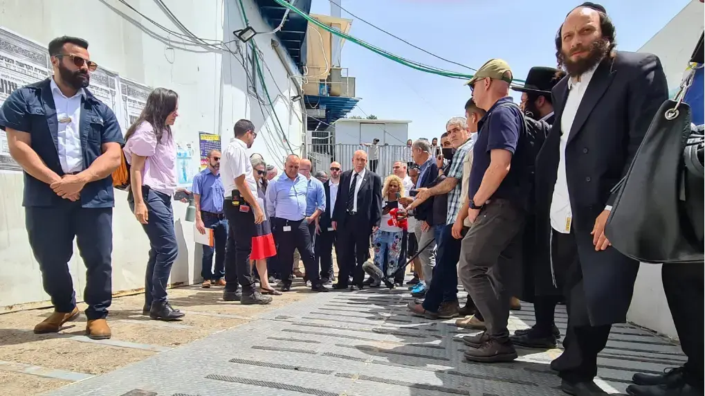 מבקר המדינה, מתניהו אנגלמן עם הגעתו למירון 4 במאי 2021 מבקר המדינה, מתניהו אנגלמן עם הגעתו למירון 4 במאי 2021