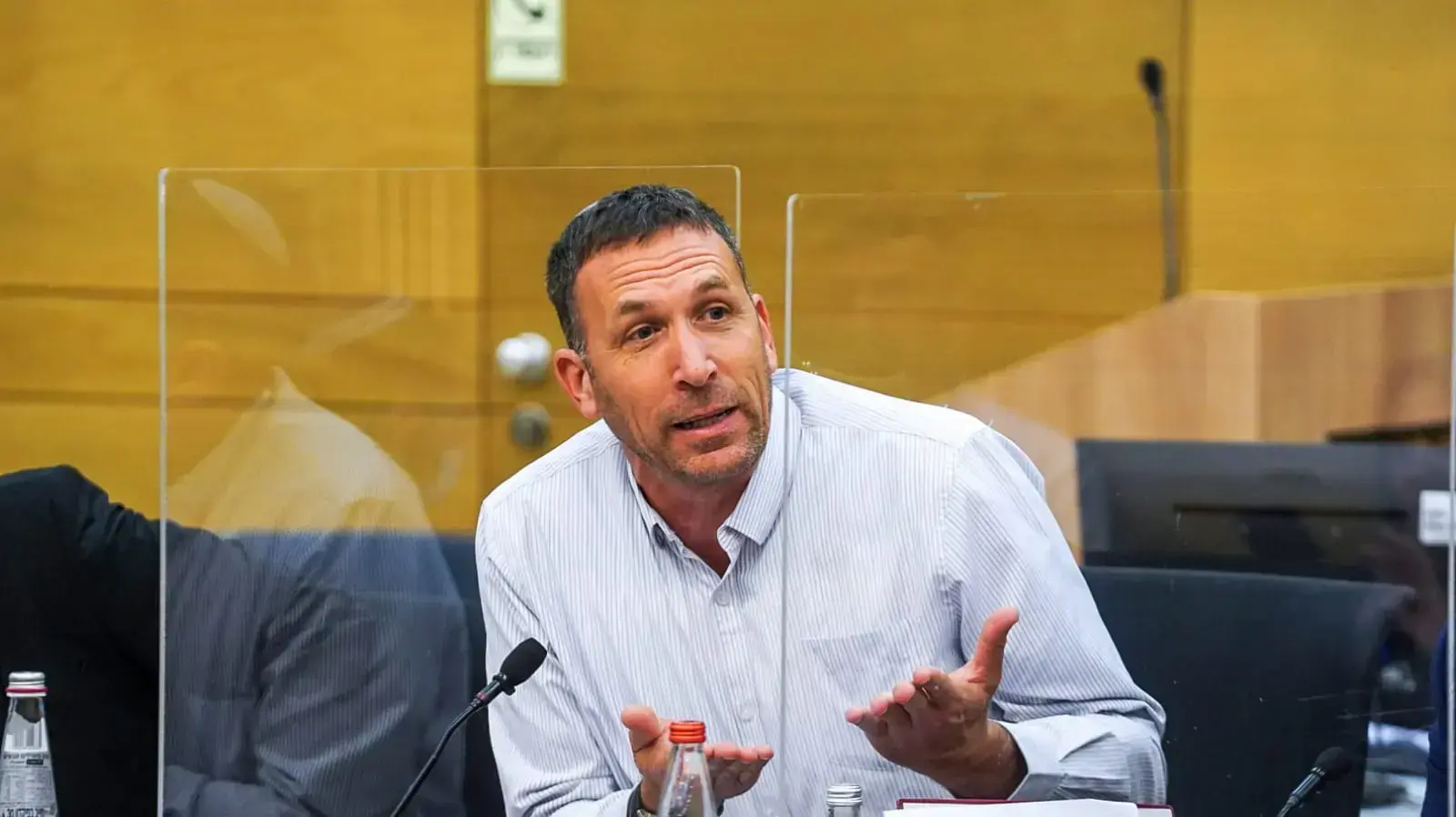 דיון הוועדה המסדרת, 4 במאי 2021