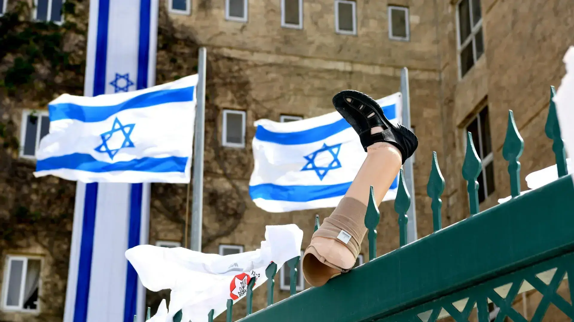 הפגנת נכי צה"ל ומלווי נכי צה"ל - לא משאירים פצועים מאחור, מול משרד האוצר, ירושלים 5 במאי 2021 הפגנת נכי צה"ל ומלווי נכי צה"ל - לא משאירים פצועים מאחור, מול משרד האוצר, ירושלים 5 במאי 2021