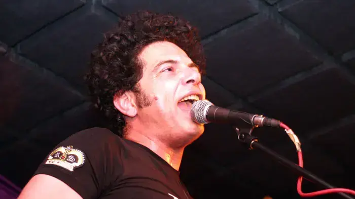 רן שם טוב סולן להקת איזבו רן שם טוב סולן להקת איזבו
