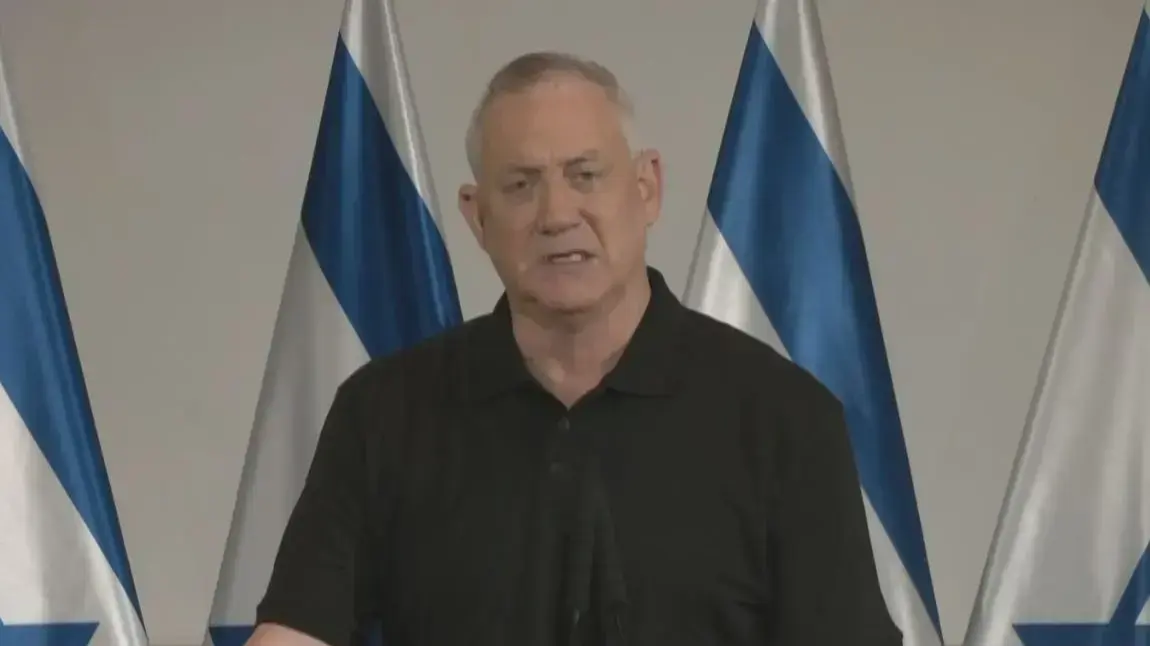 שר הביטחון, בני גנץ בהצהרה לקתשורת בקרייה 11 במאי 2021 שר הביטחון, בני גנץ בהצהרה לקתשורת בקרייה 11 במאי 2021