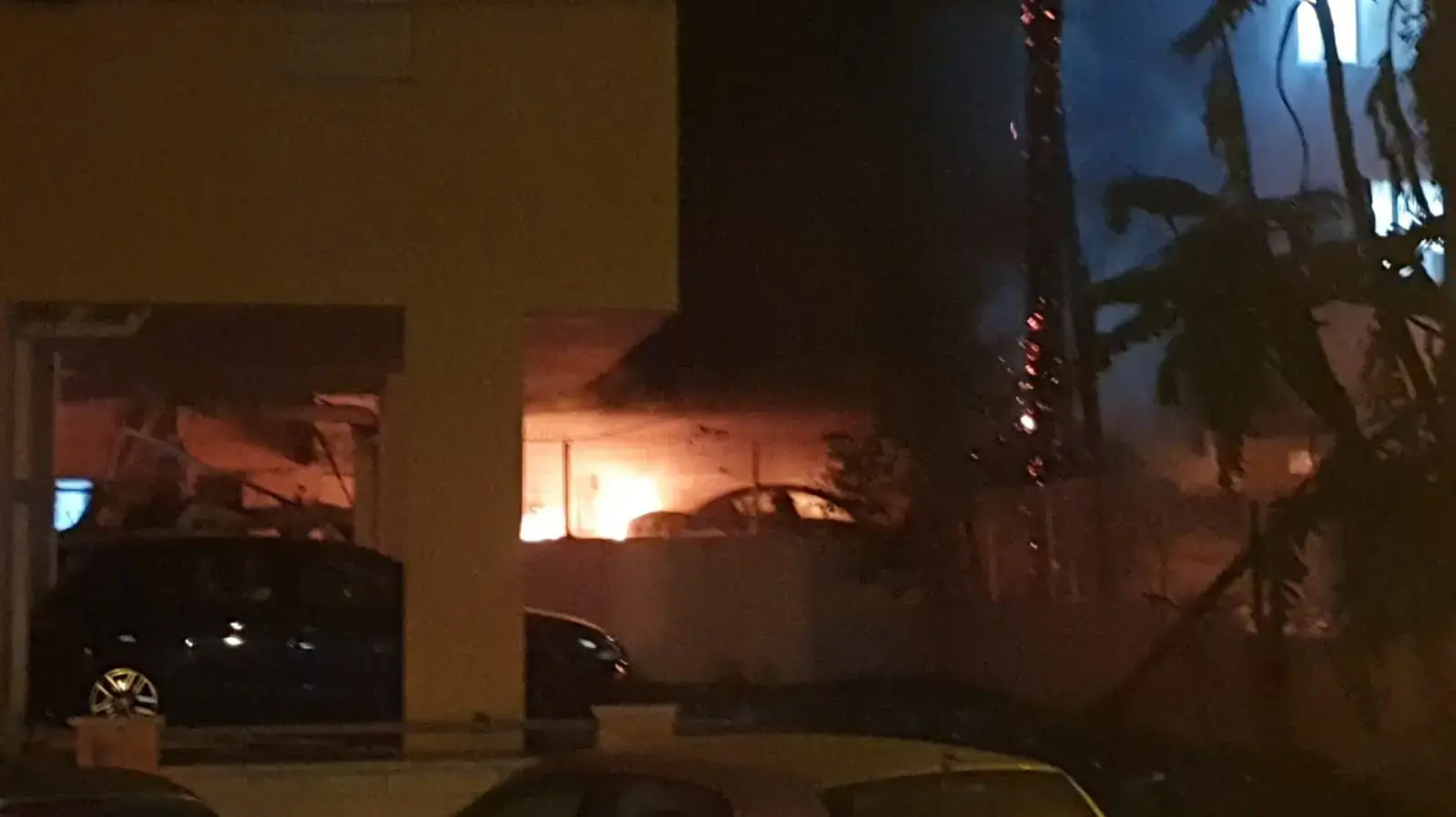 רקטה נפלה בעיר פתח תקווה, 13 במאי 2021 רקטה נפלה בעיר פתח תקווה, 13 במאי 2021