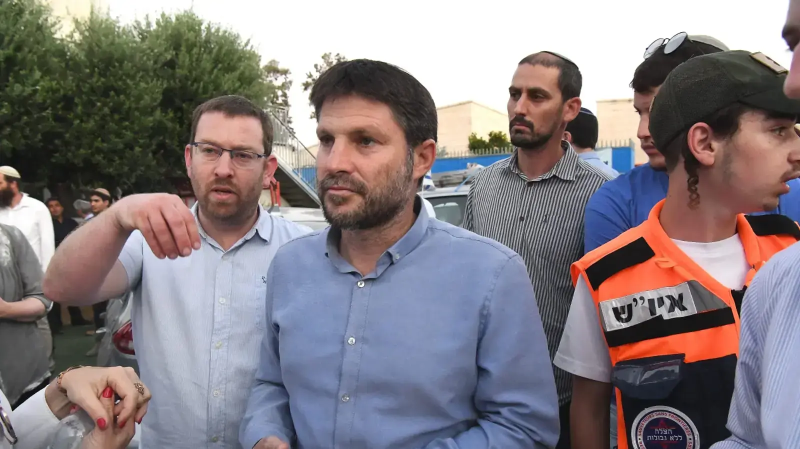 יו"ר הציונות הדתית, בצאלל סמוטריץ' במהלך עימותים בלוד 13 במאי 201 יו"ר הציונות הדתית, בצאלל סמוטריץ' במהלך עימותים בלוד 13 במאי 201