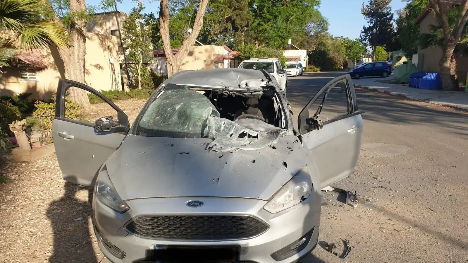 נזק שנגרם מנפילת רקטה במועצה האזורית אשכול, 14 במאי 2021 נזק שנגרם מנפילת רקטה במועצה האזורית אשכול, 14 במאי 2021