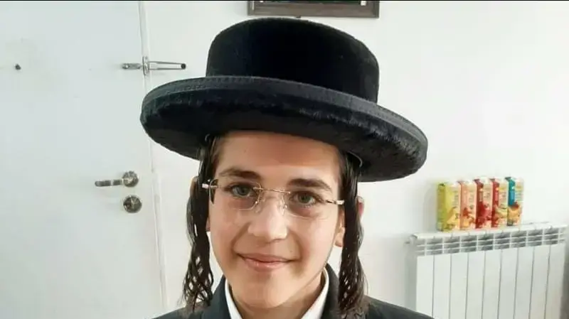 מאיר גלויברמן, נהרג בקריסת הטריבונה בבית כנסת של חסידות קרלין בערב שבועות, גבעת זאב