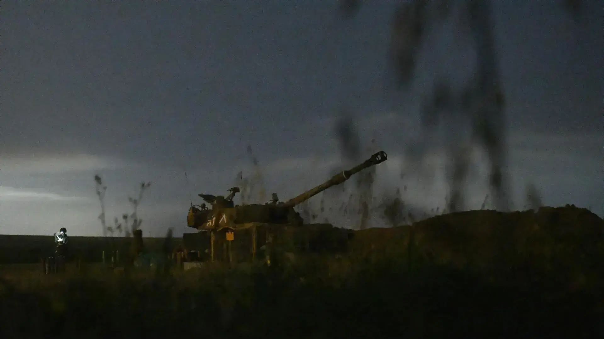 טנקים בגבול עזה 21 במאי 2021 טנקים בגבול עזה 21 במאי 2021