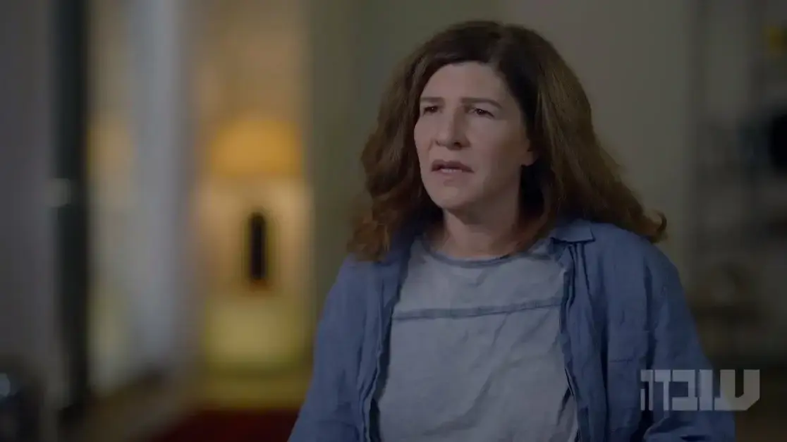 השחקנית דלית קהן, שהעידה בעילום שם בתחקיר וואלה! שחשף את פרשת משה איבגי, נחשפת לראשונה בשמה ובפניה בתחקיר התכנית "עובדה" של קשת 12, שעסק בהטרדות המיניות של השחקן. קהן העידה שאיבגי תקף אותה מינית על סט צילומים, ולמחרת ההטרדה פוטרה מהסדרה השחקנית דלית קהן, שהעידה בעילום שם בתחקיר וואלה! שחשף את פרשת משה איבגי, נחשפת לראשונה בשמה ובפניה בתחקיר התכנית "עובדה" של קשת 12, שעסק בהטרדות המיניות של השחקן. קהן העידה שאיבגי תקף אותה מינית על סט צילומים, ולמחרת ההטרדה פוטרה מהסדרה