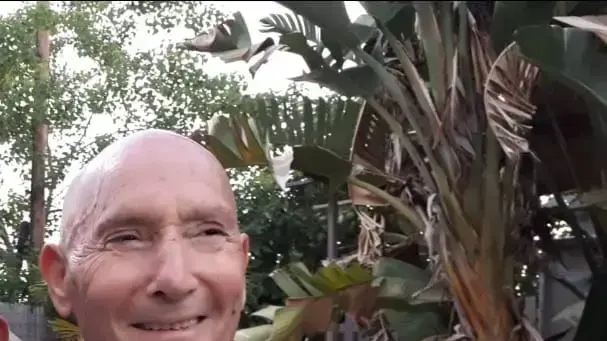 יורם שחר עם אביו יורם שחר עם אביו
