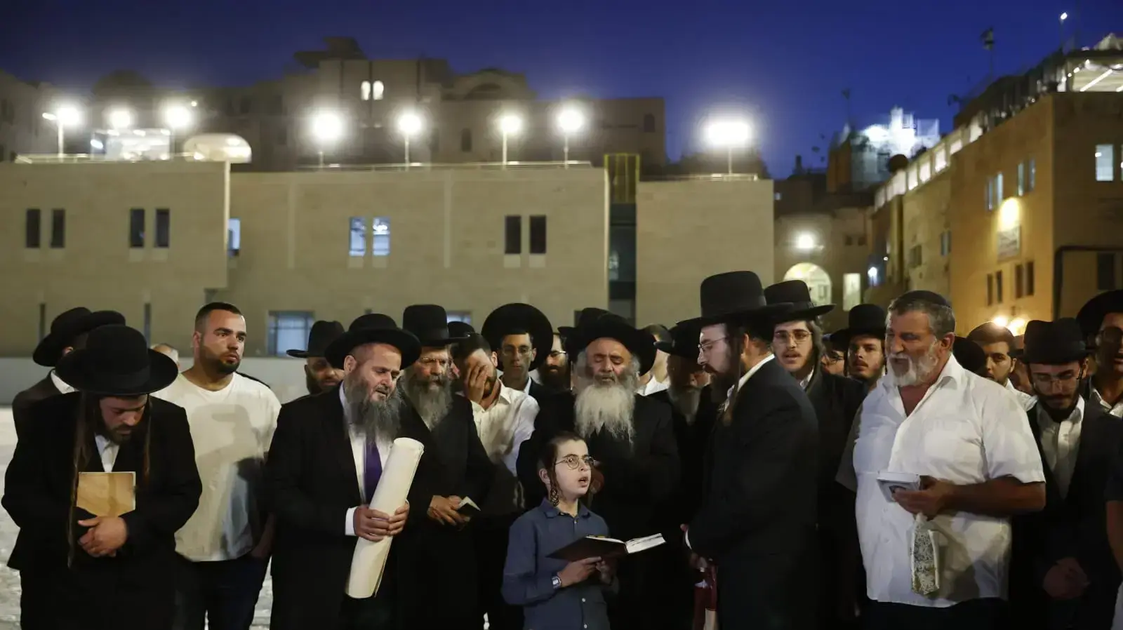 אירוע תפילה של משפחות הרוגי מירון בכותל המערבי 27 במאי 2021 אירוע תפילה של משפחות הרוגי מירון בכותל המערבי 27 במאי 2021