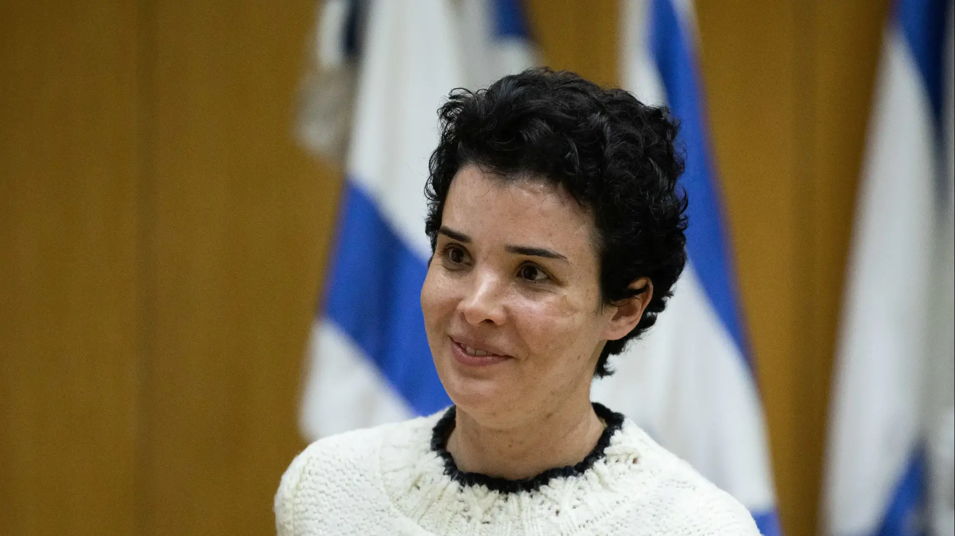 שירה איסקוב שירה איסקוב