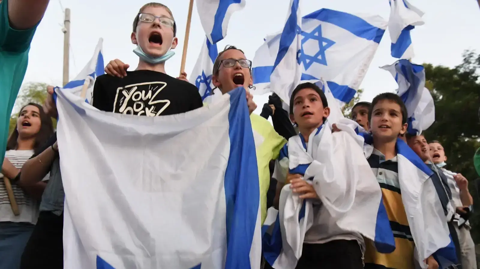 הפגנות ימין מול בית אורבך בפ"ת 3 ביוני 2021 הפגנות ימין מול בית אורבך בפ"ת 3 ביוני 2021
