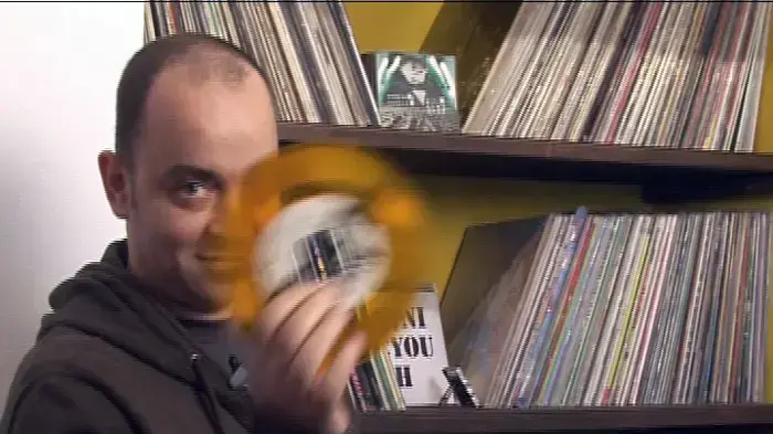 ג'נגו מתוך בית התקליט ג'נגו מתוך בית התקליט