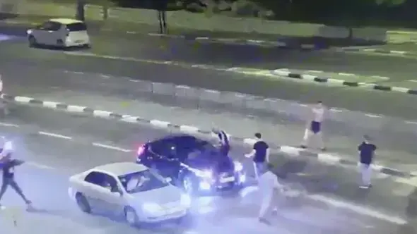 בלב ירושלים: תיעוד של ניסיון לינץ' בלב ירושלים: תיעוד של ניסיון לינץ'