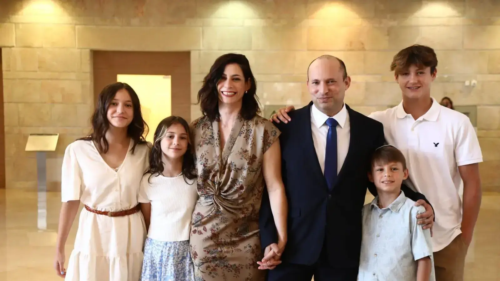 משפחת בנט בכנסת 13 ביוני 2021 משפחת בנט בכנסת 13 ביוני 2021