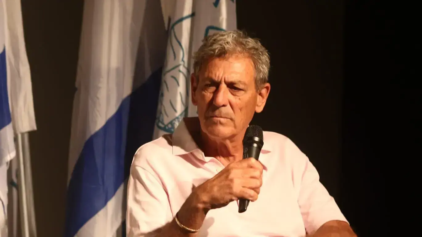 רם בן ברק, שבתרבות חדרה
19.06.21 רם בן ברק, שבתרבות חדרה
19.06.21