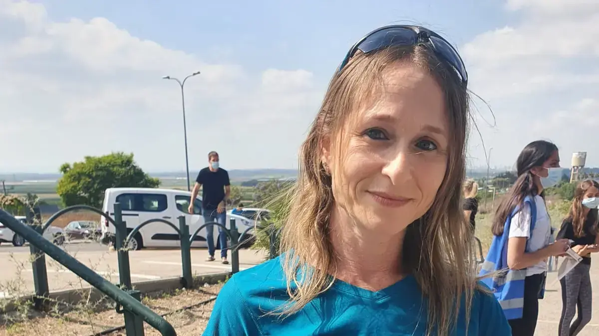 התפרצות הזן ההודי | טל והאם גלית בילוטינסקי מבנימינה 20 ביוני 2021 התפרצות הזן ההודי | טל והאם גלית בילוטינסקי מבנימינה 20 ביוני 2021