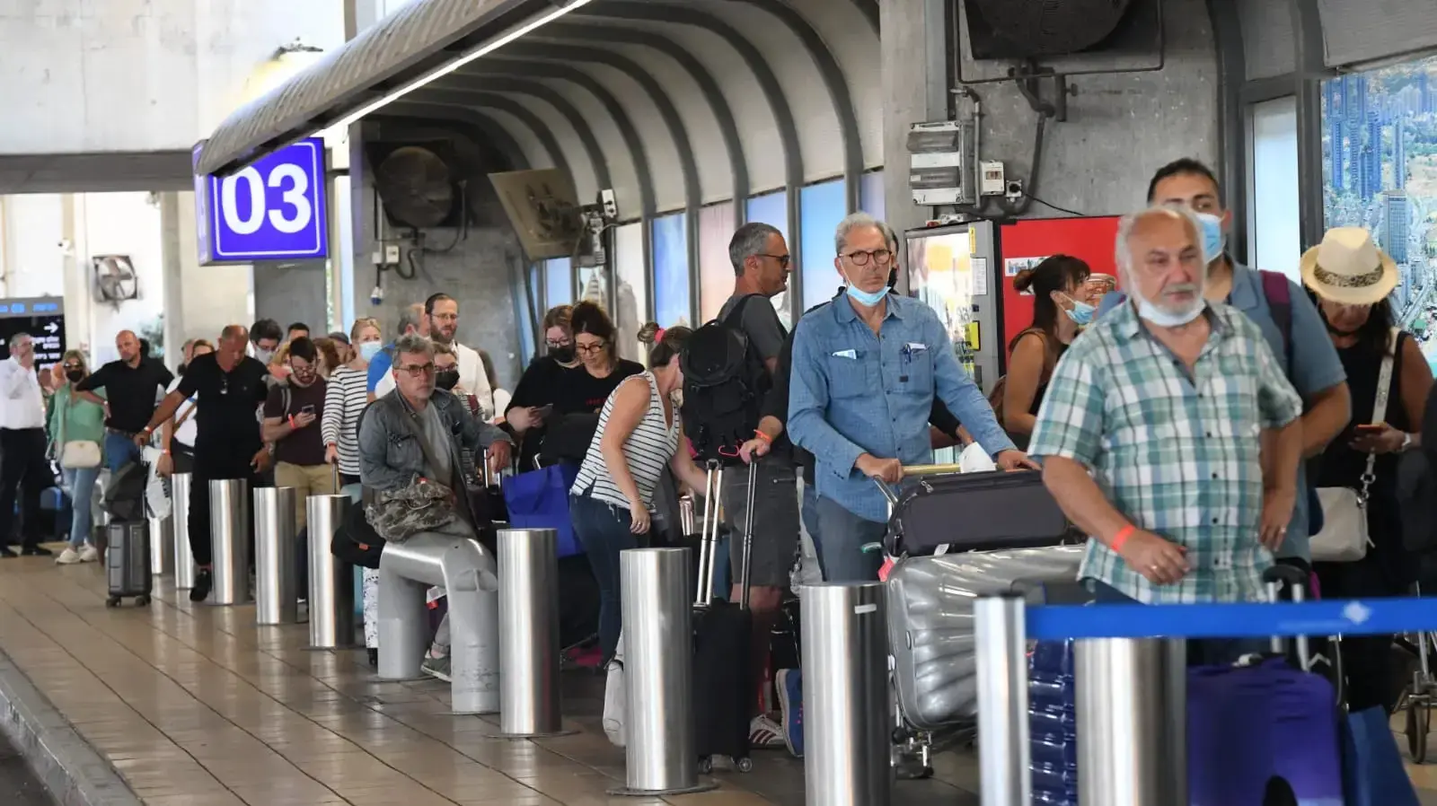 נחיתת נוסעים בנתב"ג 21 ביוני 2021 נחיתת נוסעים בנתב"ג 21 ביוני 2021