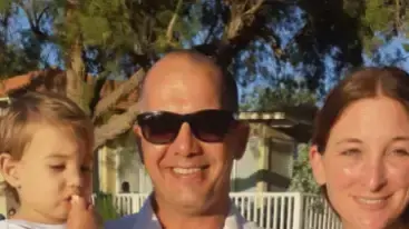 מוחמד עתאמנה-עוסמאן ושונית שני מקיבוץ שדות ים 