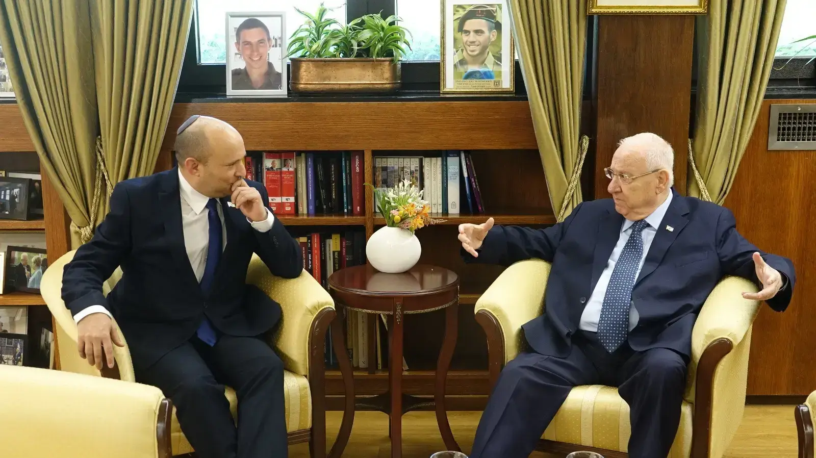 פגישת נשיא המדינה ראובן (רובי) ריבלין וראש הממשלה נפתלי בנט, 23 ביוני 2021
