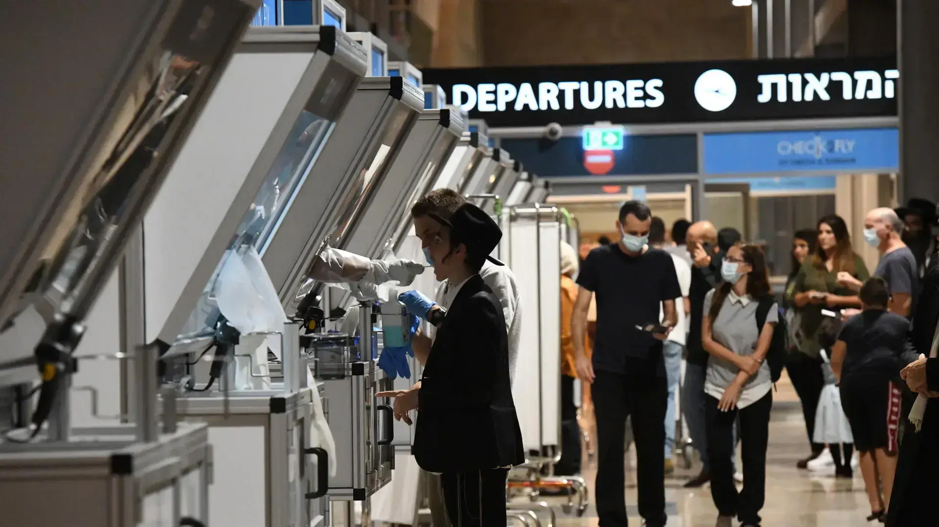 נוסעים בנתב"ג, 22 ביוני 2021 נוסעים בנתב"ג, 22 ביוני 2021