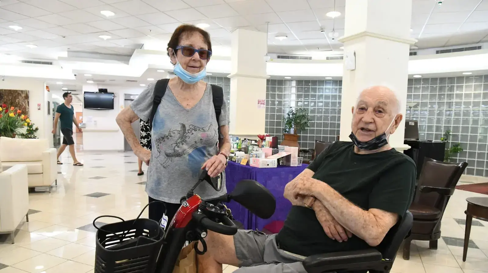התארגנות בתי האבות | גדעון והילה בגש
24 ביוני 2021 התארגנות בתי האבות | גדעון והילה בגש
24 ביוני 2021