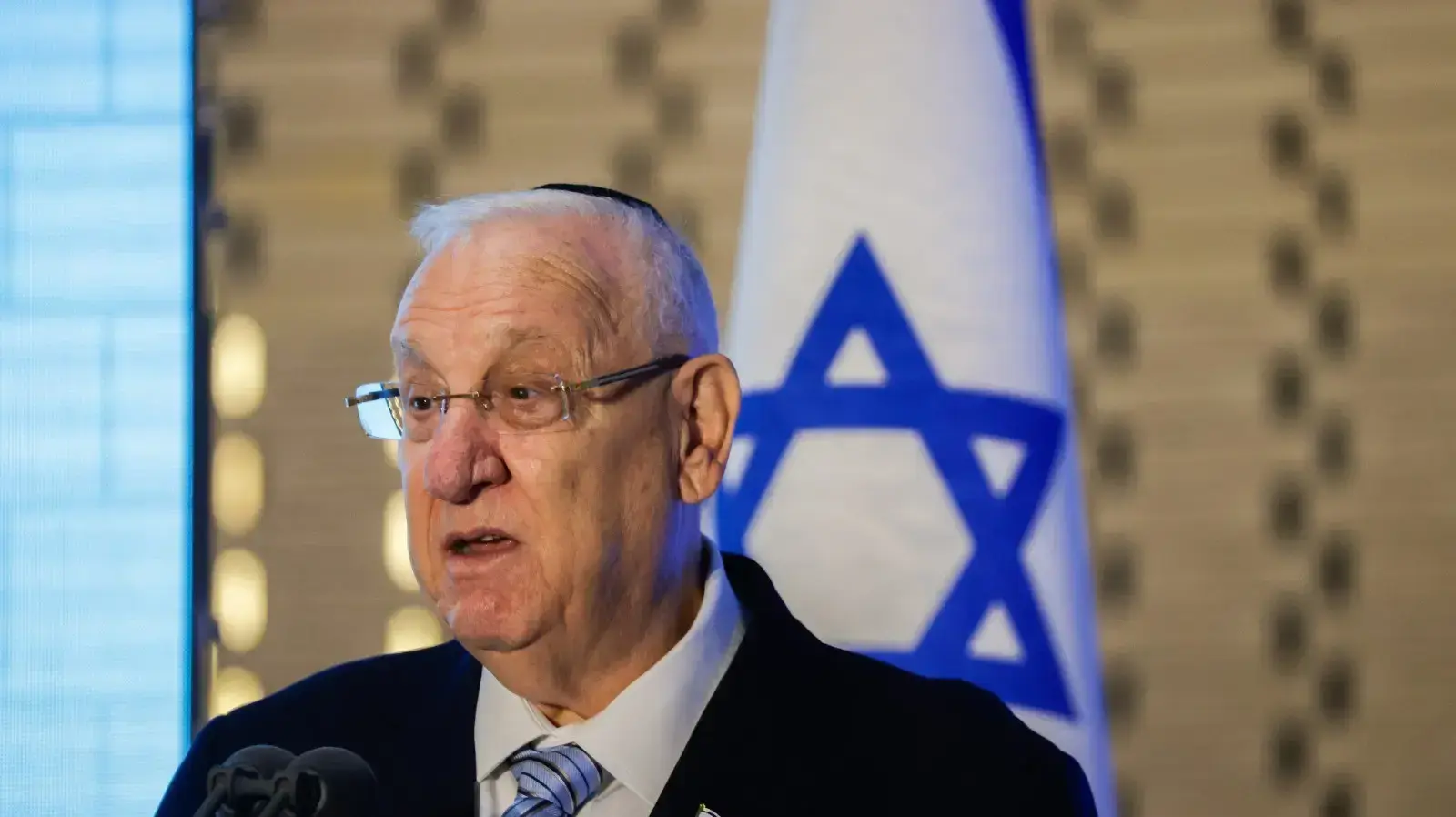 הנשיא ראובן ריבלין בטקס במלאות 15 שנים למלחמת לבנון השנייה, 24 יוני 2021 הנשיא ראובן ריבלין בטקס במלאות 15 שנים למלחמת לבנון השנייה, 24 יוני 2021